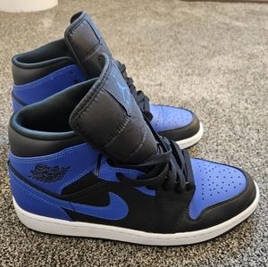 Air Jordan 1 High Mid Royal